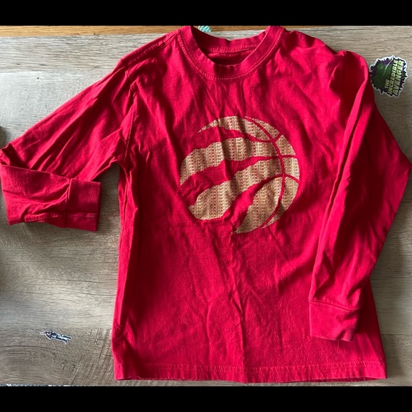 Kids Toronto Raptors T-Shirt- Size 5/6 - Picture 2 of 5